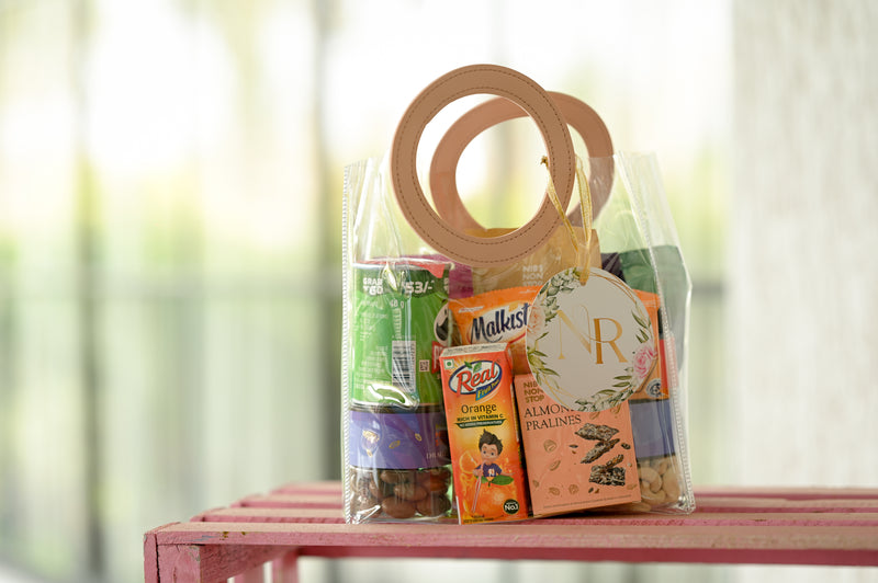 Inroom hampers